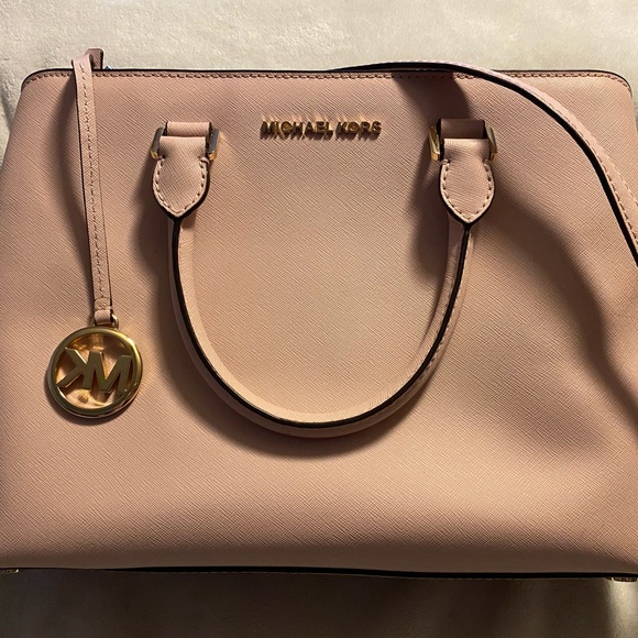 Michael Kors Handbags - Michael kors